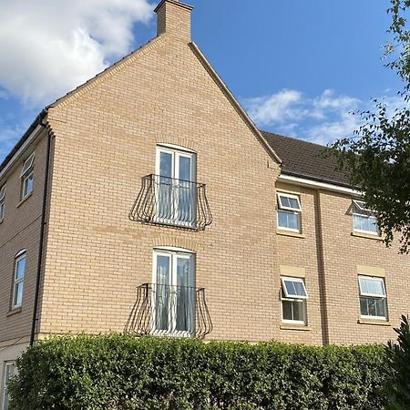 Modern Penthouse Appartement Wellingborough Buitenkant foto